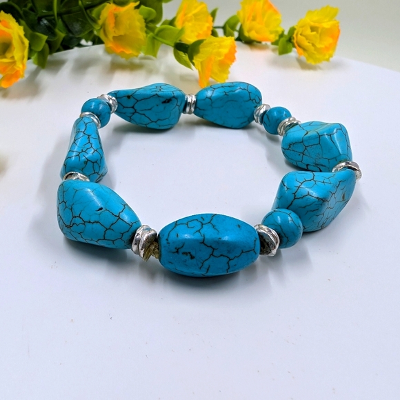 Genuine Stone Turquoise Bead Stretchy Construction Vintage Bracelet - Picture 3 of 4